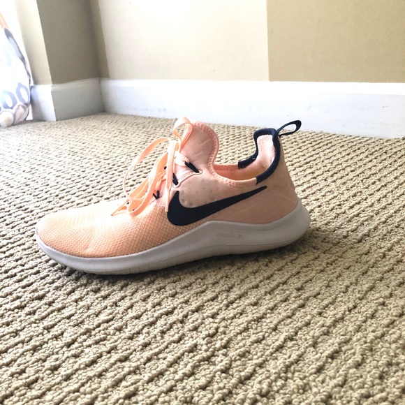 Nike Shoes - Nike Free